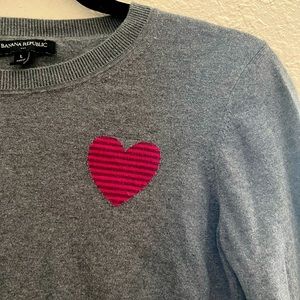 Banana Republic Crew Neck Heart Sweater Size Large